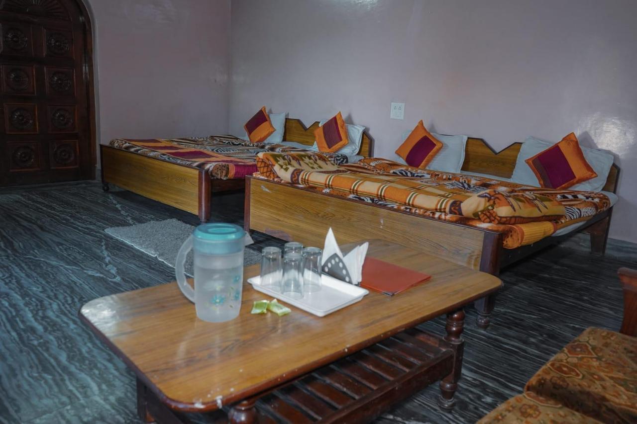 Himalaya Mount View Resort Kausani Exteriör bild